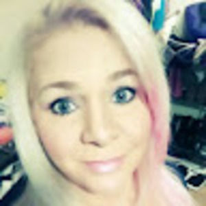 Meet your Posher, Cynthia